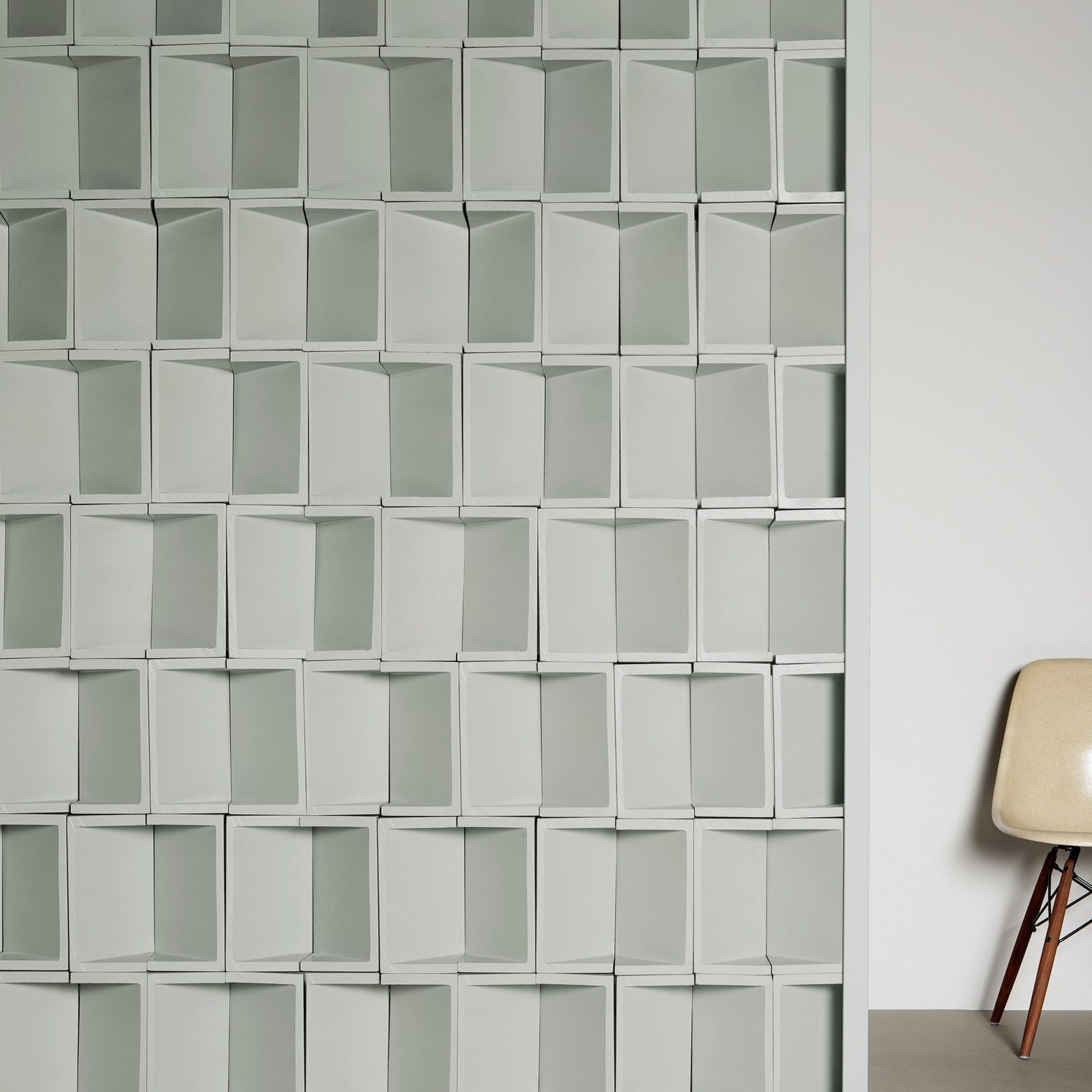 Mistral Owl — Mutina