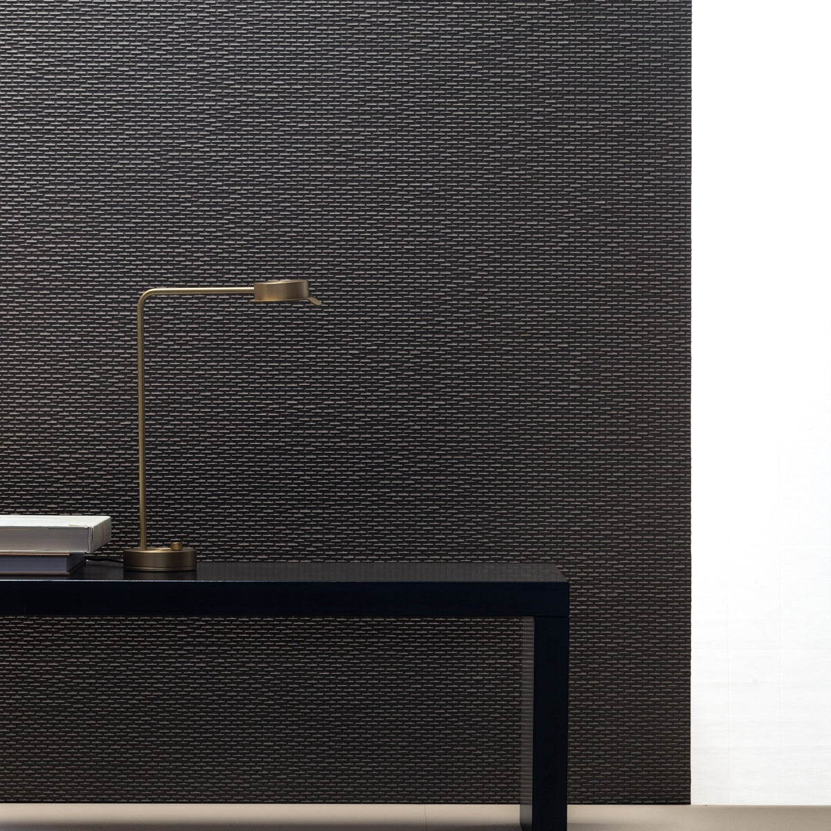 Phenomenon Nero Wind — duvar uygulaması · Mutina