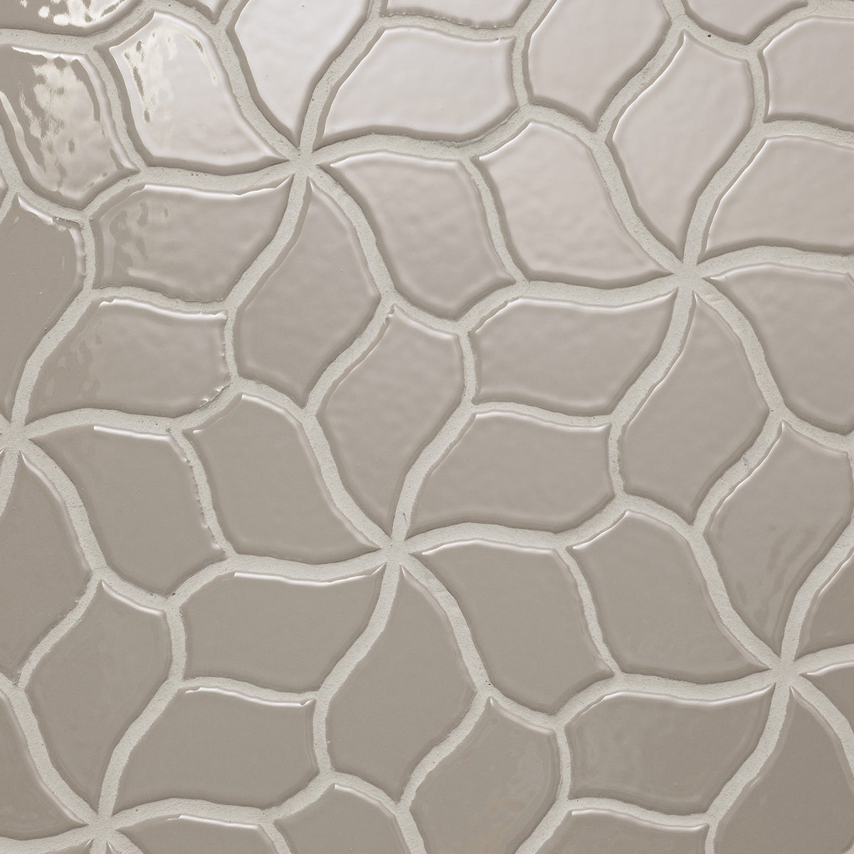 Botanica Glossy — kabartma doku detayı · Mutina