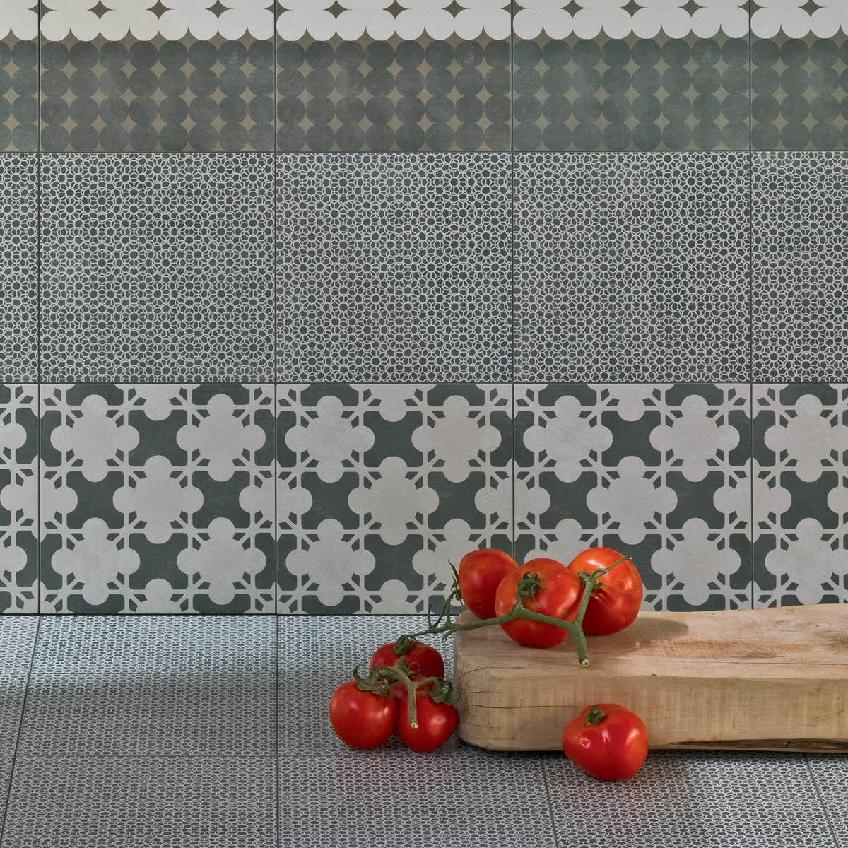 Azulej Nero — Mutina — uygulama görseli
