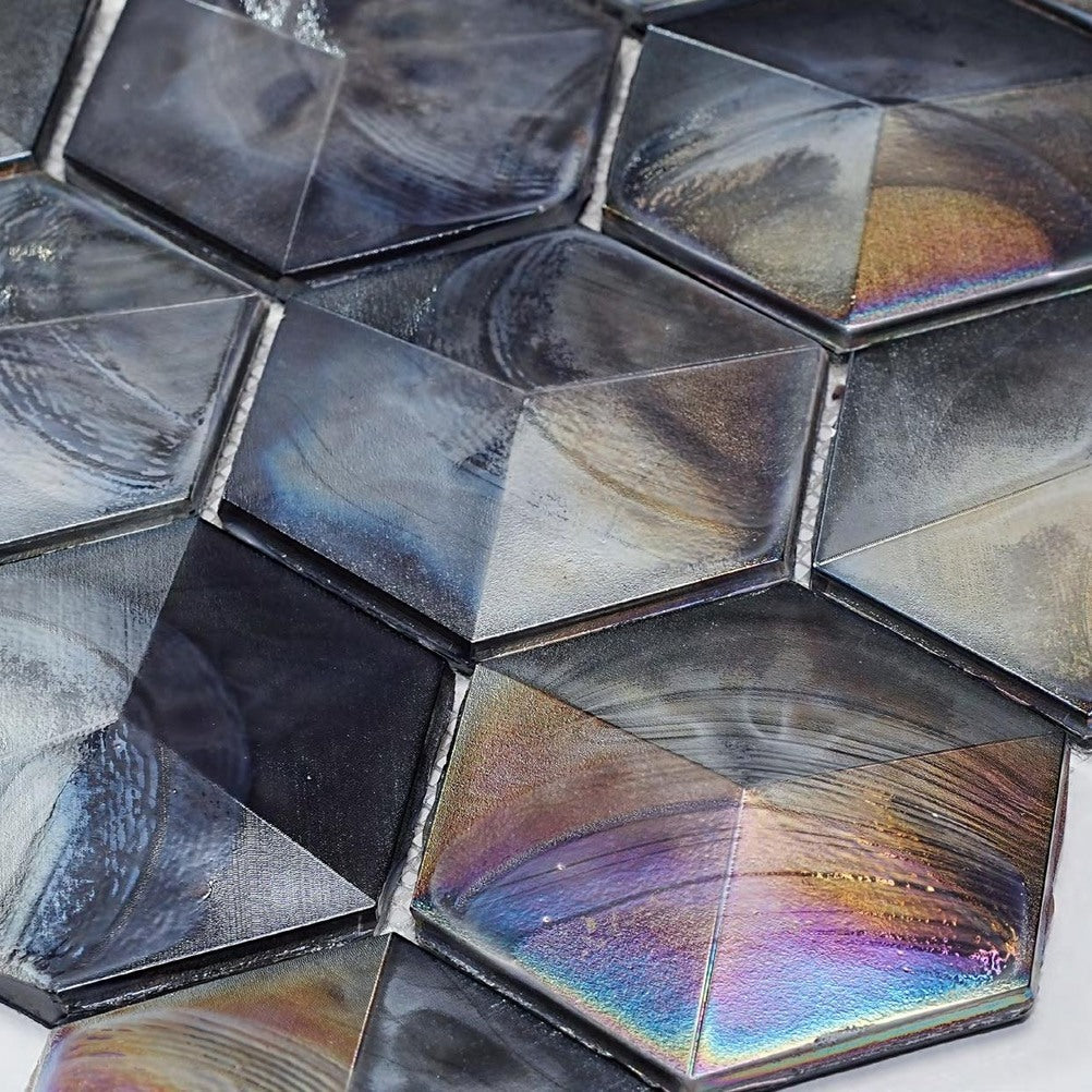 Tessere Crystal Glass — yanardöner altıgen detay