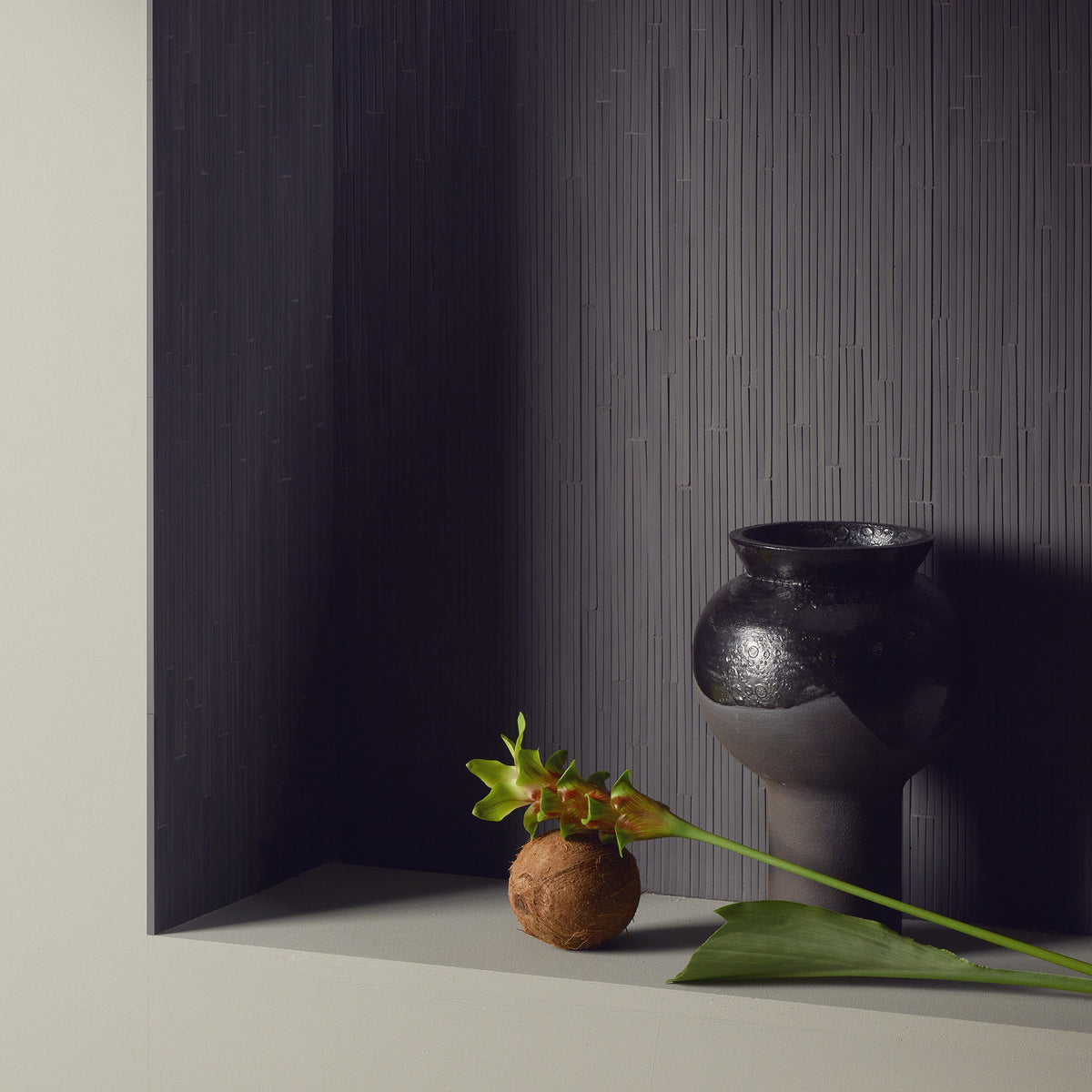 Phenomenon Nero — Mutina — uygulama görseli