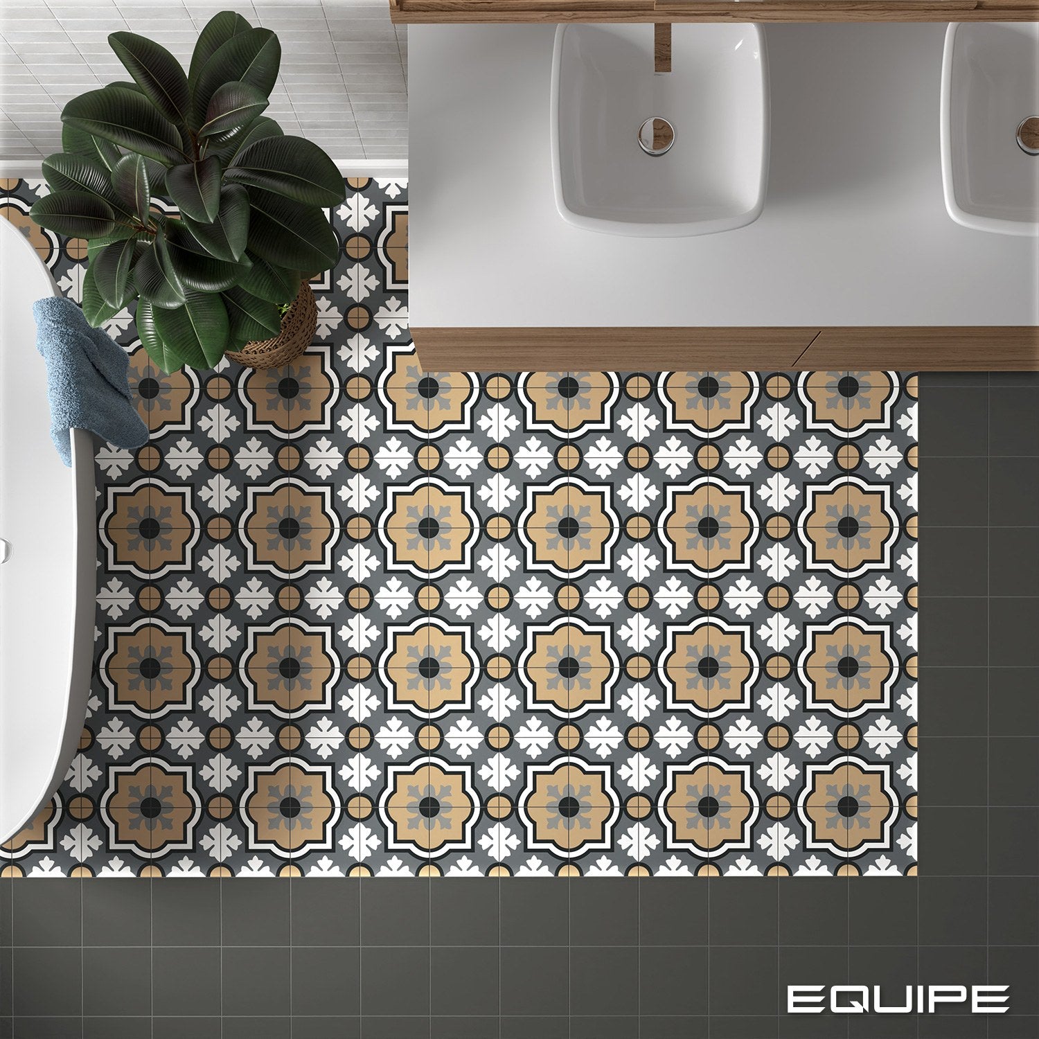 Rivoli — Black
