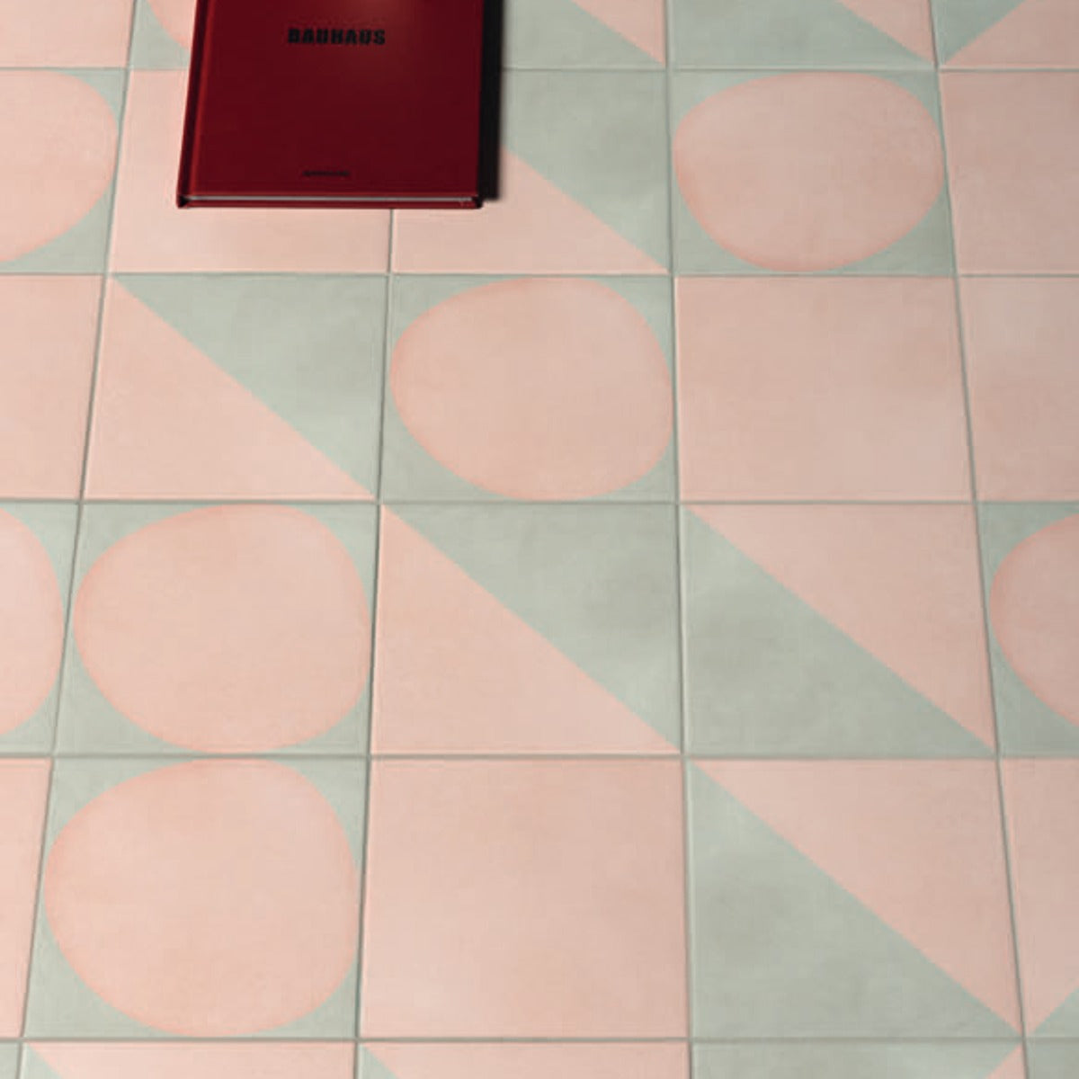 Futura Half Rose — zemin uygulaması