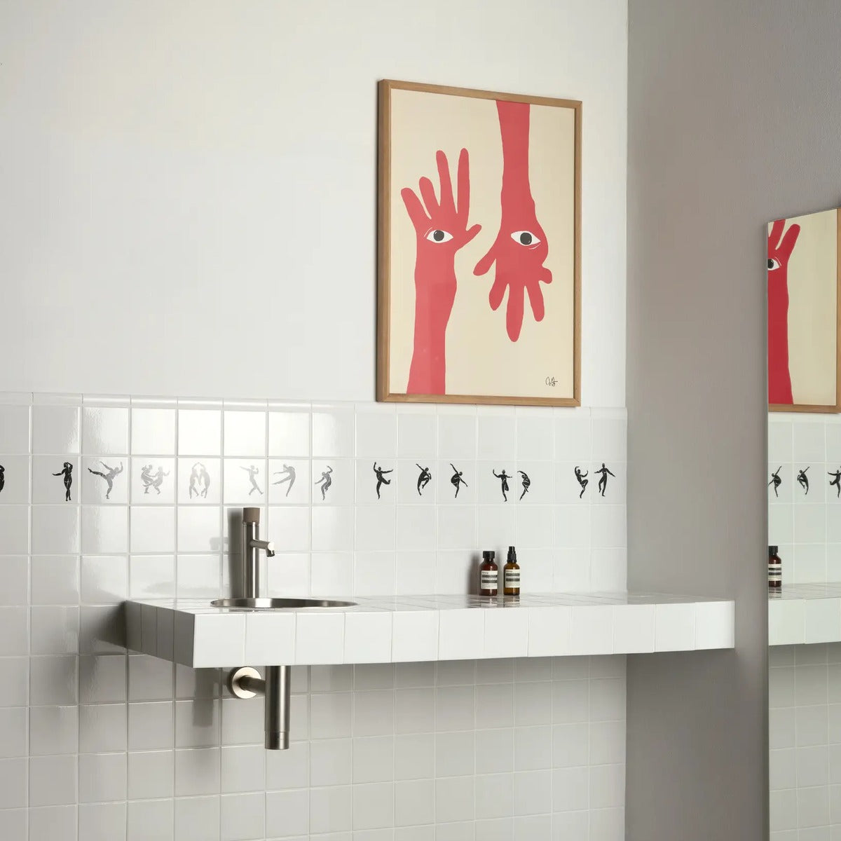 Stories Dance — lavabo arkası bordür