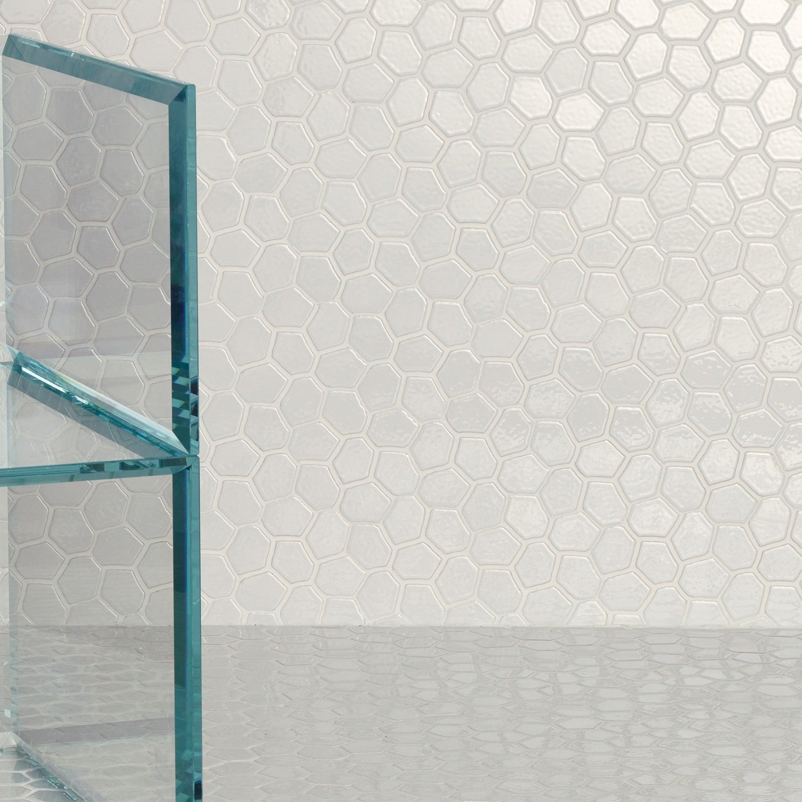 Botanica White Glossy — duvar uygulaması · Mutina