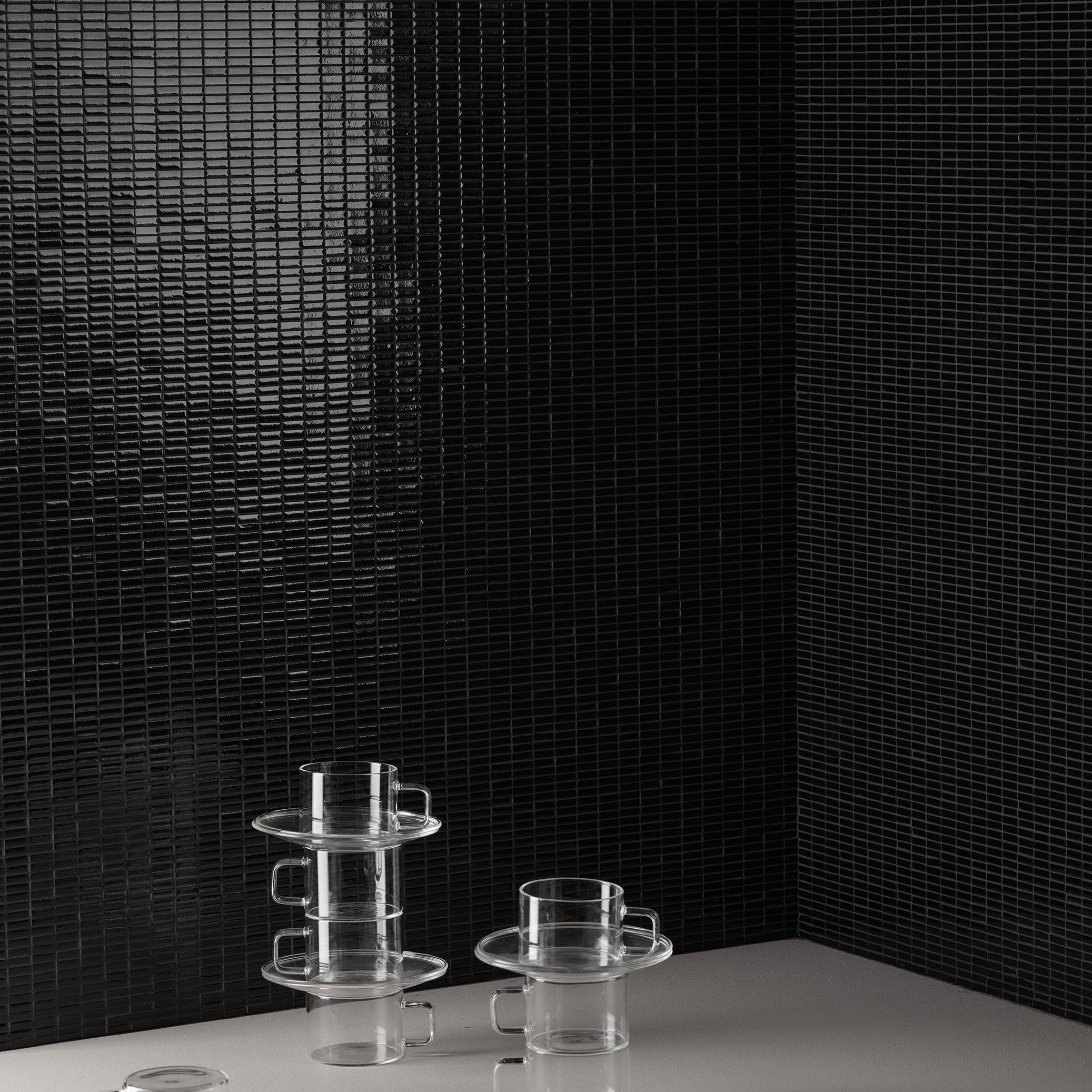 Phenomenon Nero — Mutina — uygulama görseli